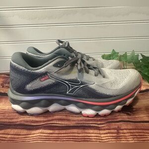 Mizuno Wave Sky 07 size 6.5